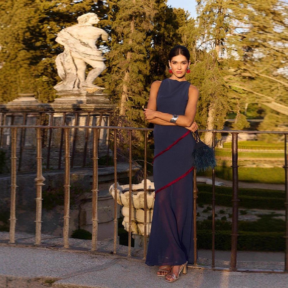 Elegant women's dress with contrasting color
