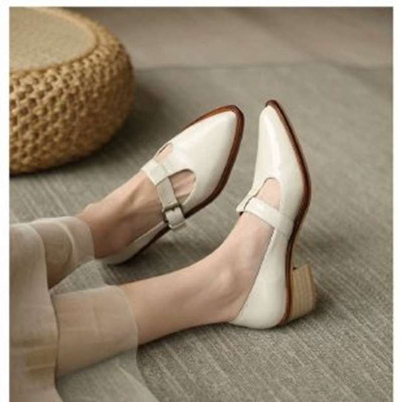 T strap low heel shoes