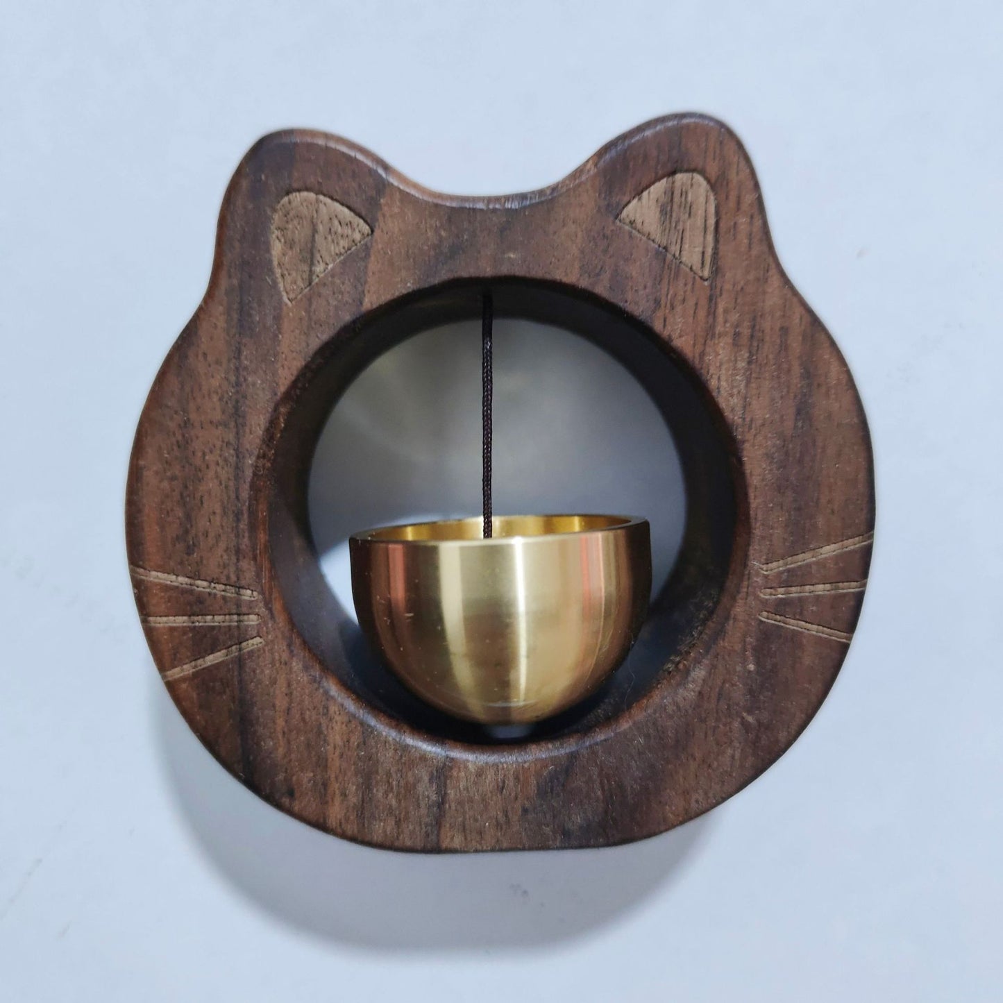 Suction doorbell wind chime