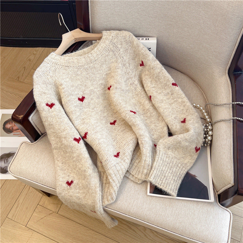 heart-embroidered round-neck sweater