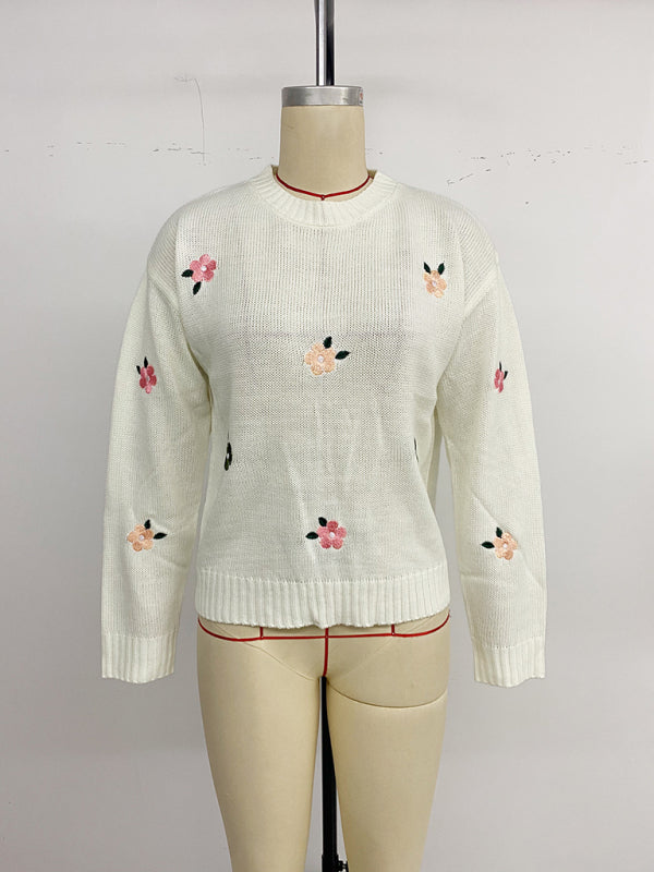 crew neck pullover sweater with embroidered flowers