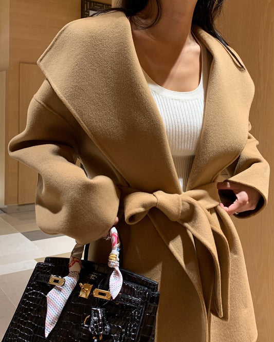 elegant large lapel tie, waist-cinching woolen coat for women