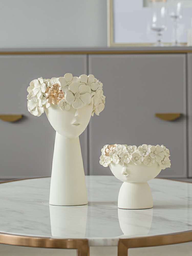Nordic girl vase decoration