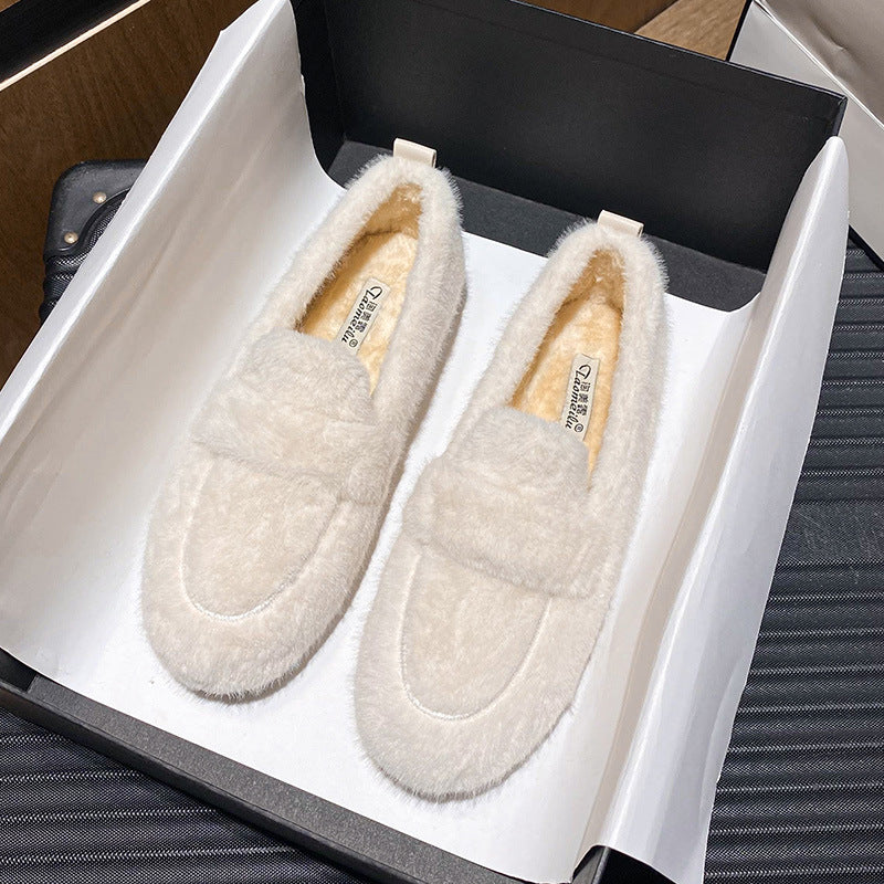 Women warm, fleece loafer