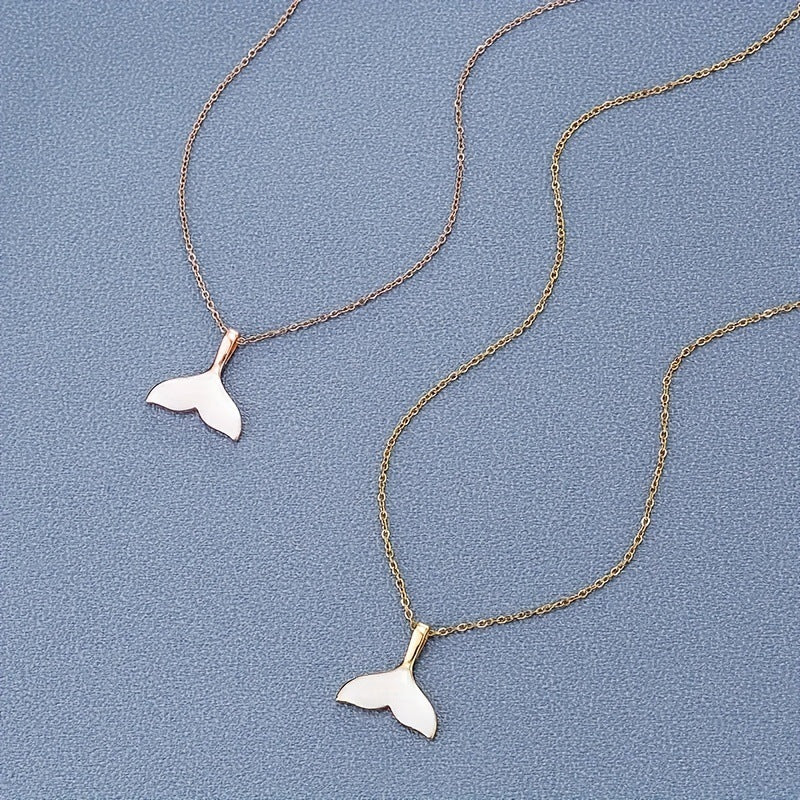 Fishtail charm and chain necklace