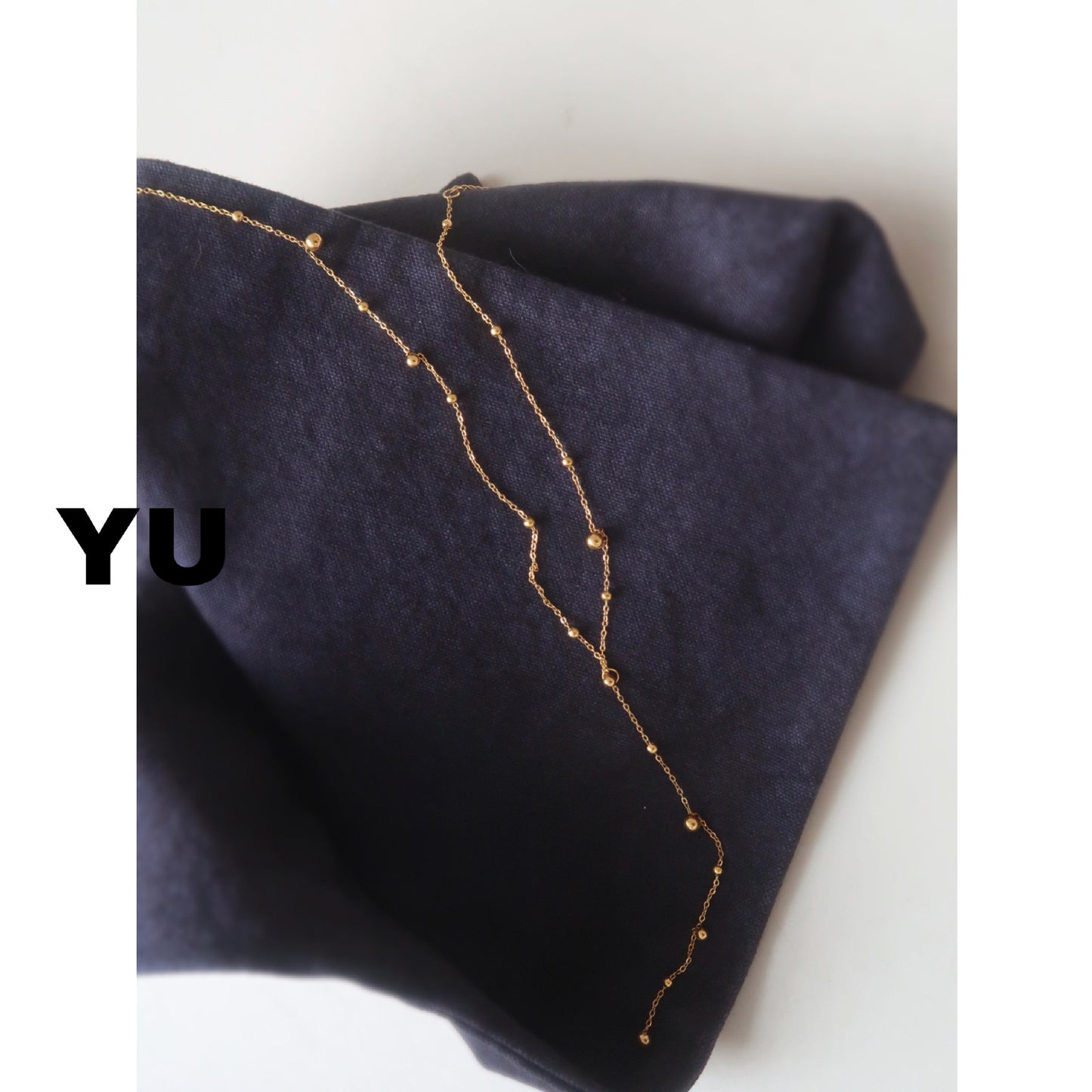 Y-shaped tassel pendant