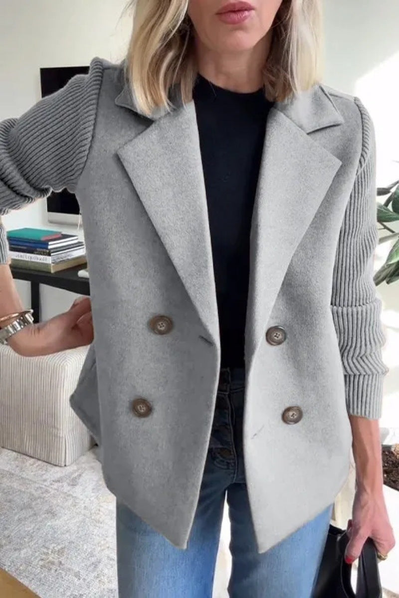 Elegant woolen tweed coat with ribbed knit sleeves
