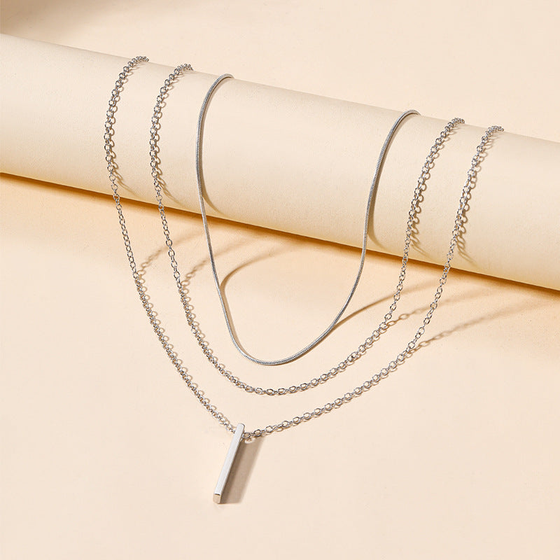 Bohemian-style collarbone chain with pendant