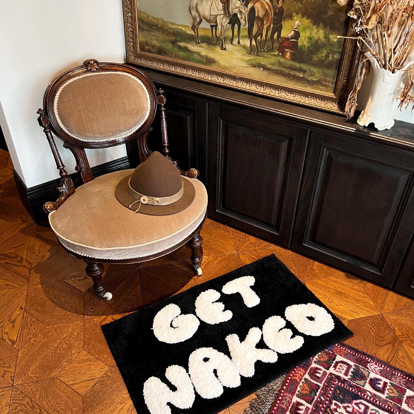 Anti-slip tufted bathroom floor mat