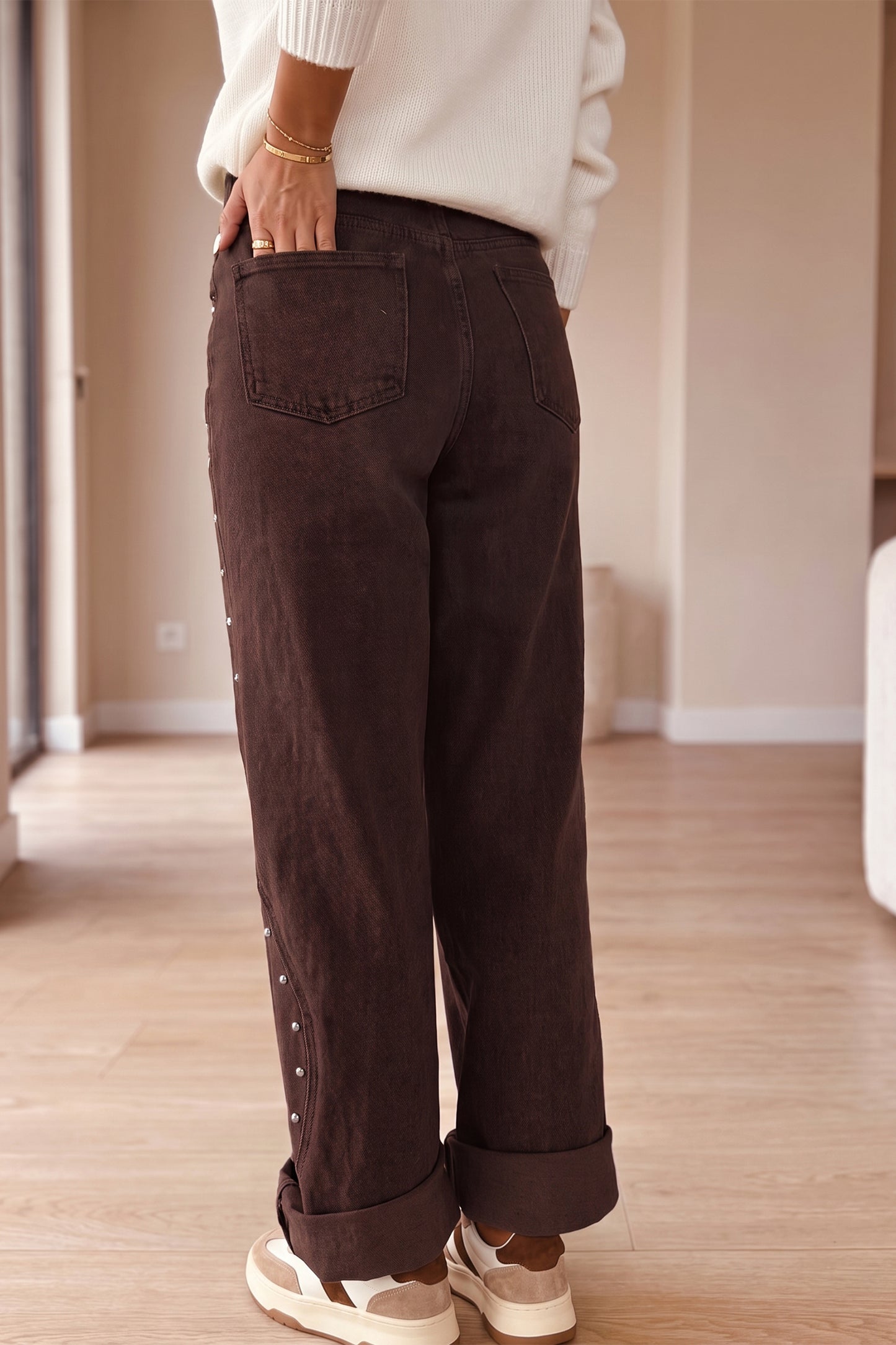 White Side Seam Rivet Detail Ankle Length Casual Jeans