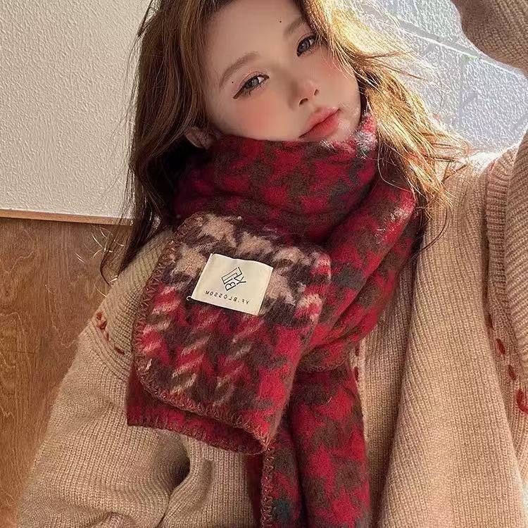Plaid scarf. versatile, sophisticated