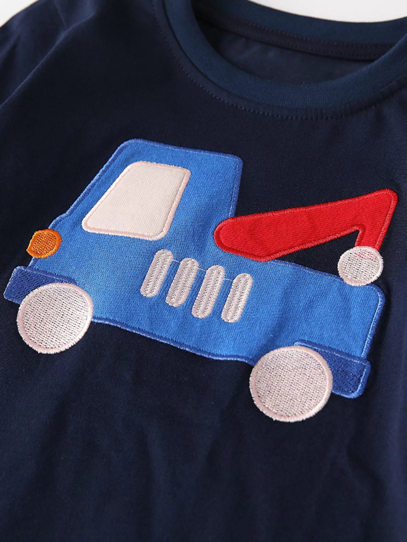 664640d073e0493ea5aae63ca5b96076-Max-Origin