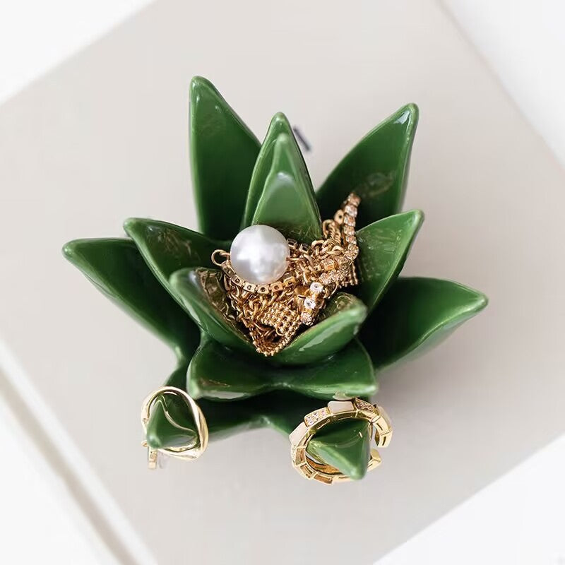 Ceramic cactus aloe vera ring storage