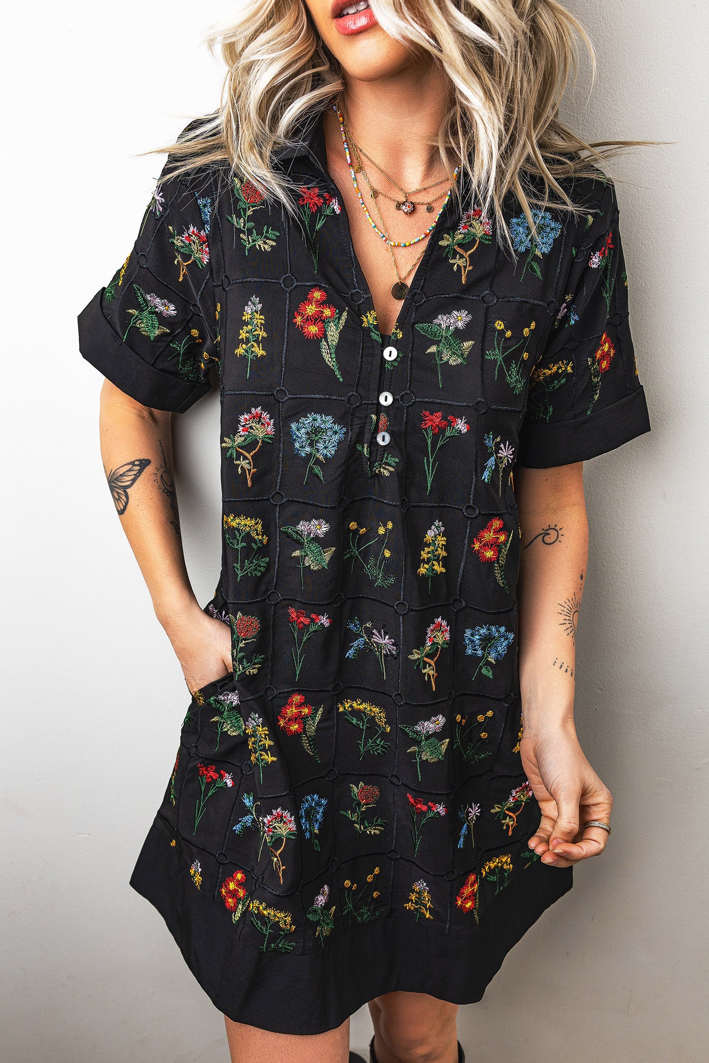 Black Floral Embroidered Shift Dress Short Sleeve Collar Vintage Mini Dress
