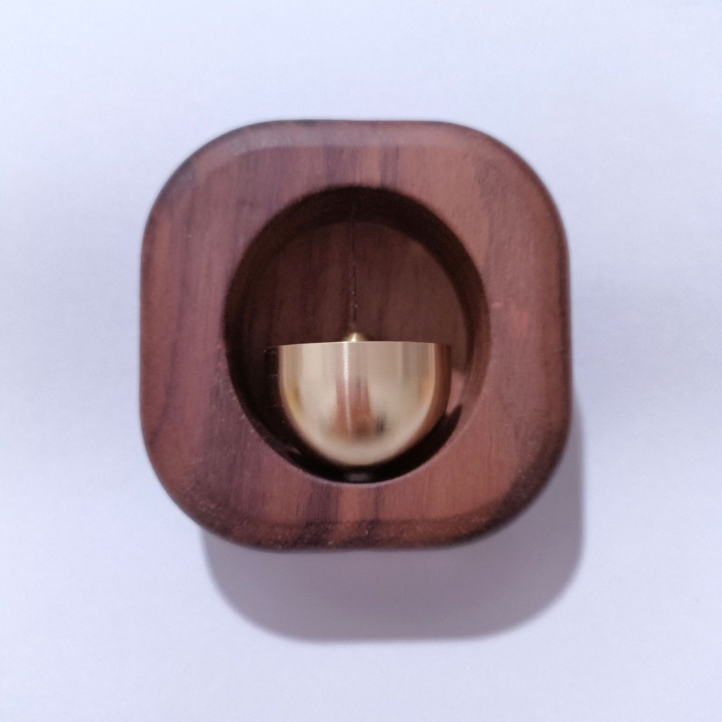 Suction doorbell wind chime