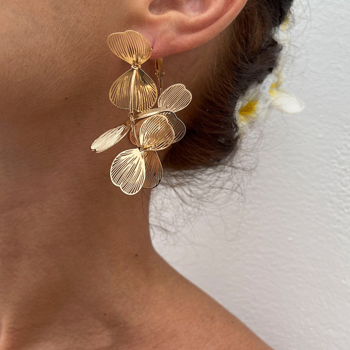 Exaggerated floral, ginkgo leaf and flower earrings