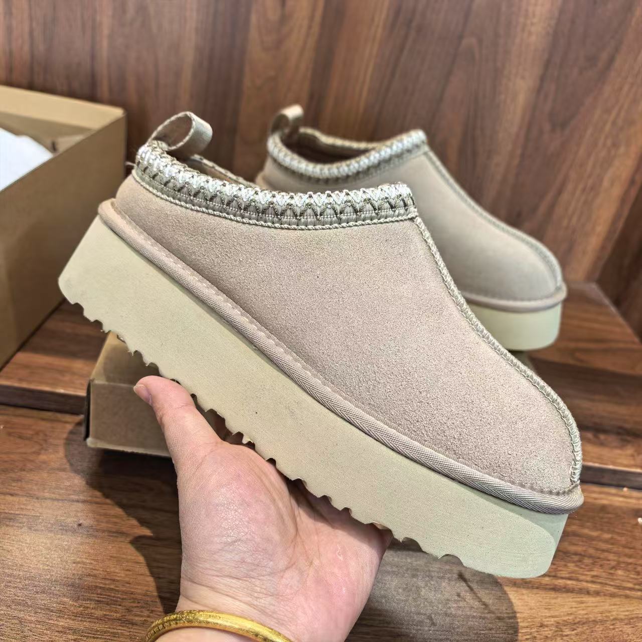 thick-soled snow boots