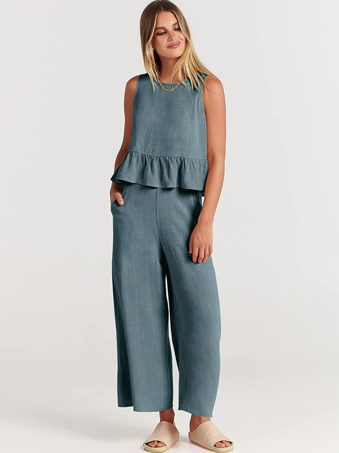 Women's sleeveless ruffle top, wide-leg capri pants set
