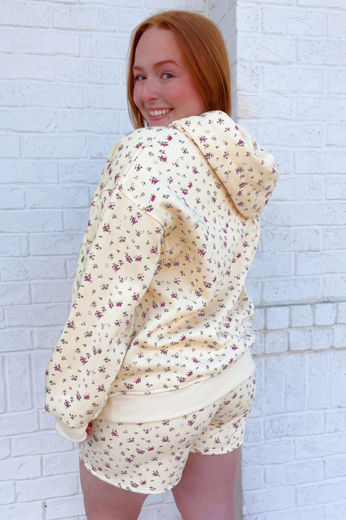 Beige Floral Print Hooded Long Sleeve Plus Size Set
