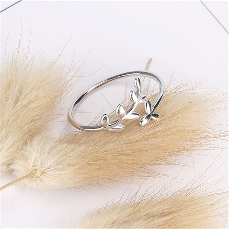Olive leaf ring
