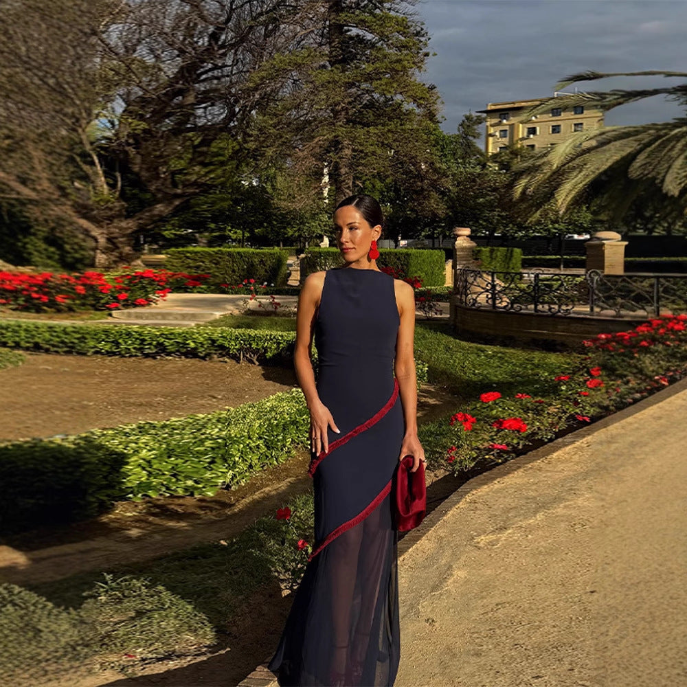 Elegant women's dress with contrasting color
