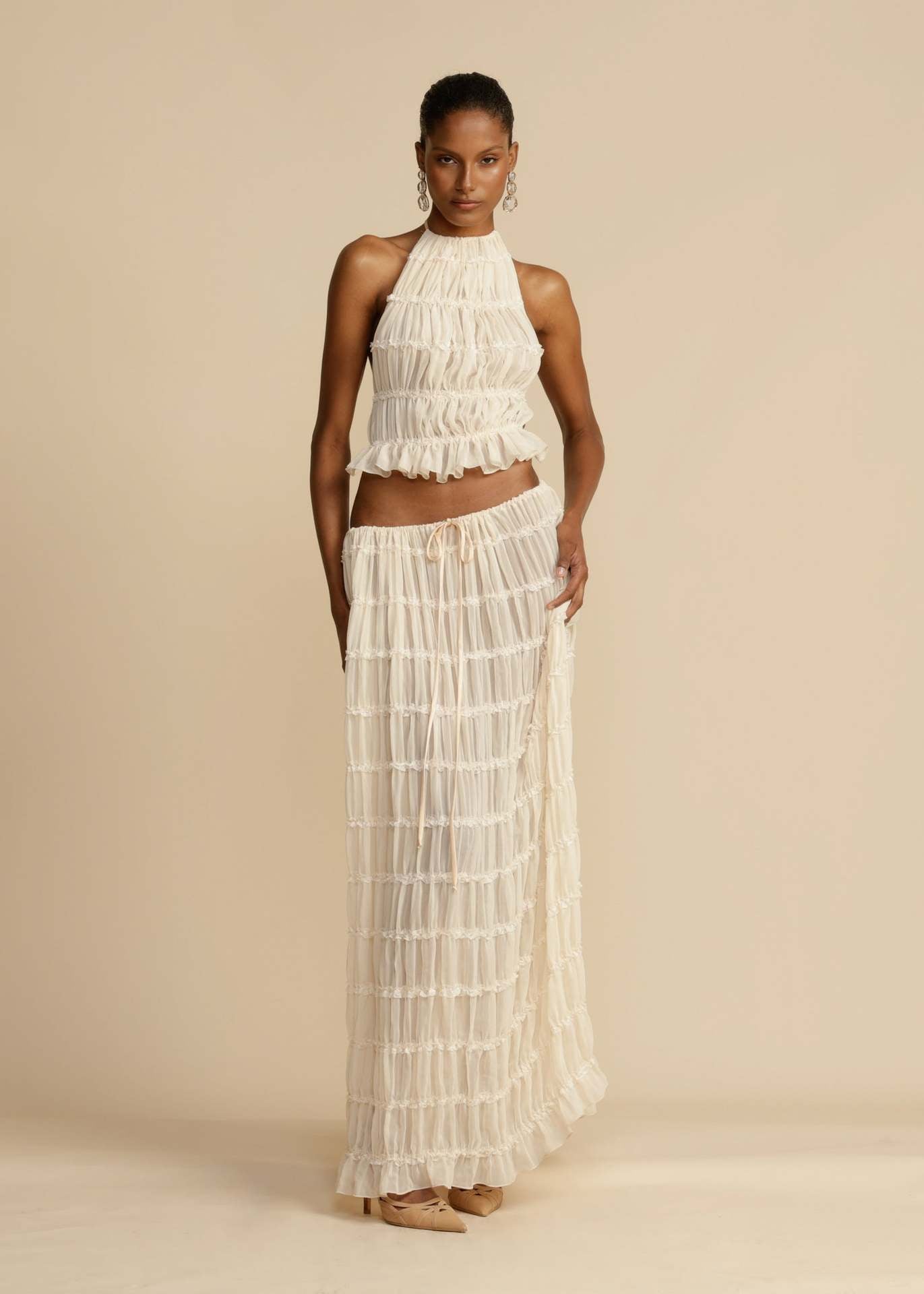 halter-neck crinkled style 2 piece set. top and skirt