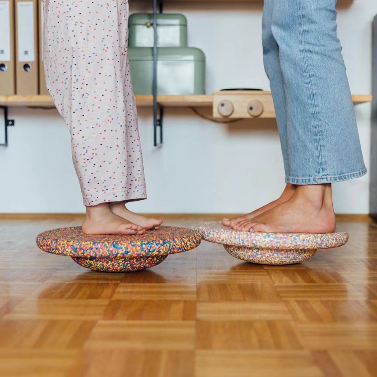 Rainbow river stone sense training balance board