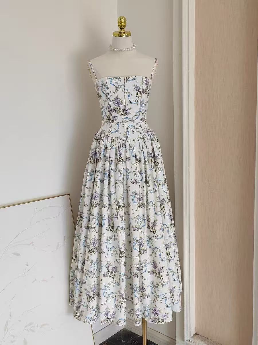 Romantic printed dress