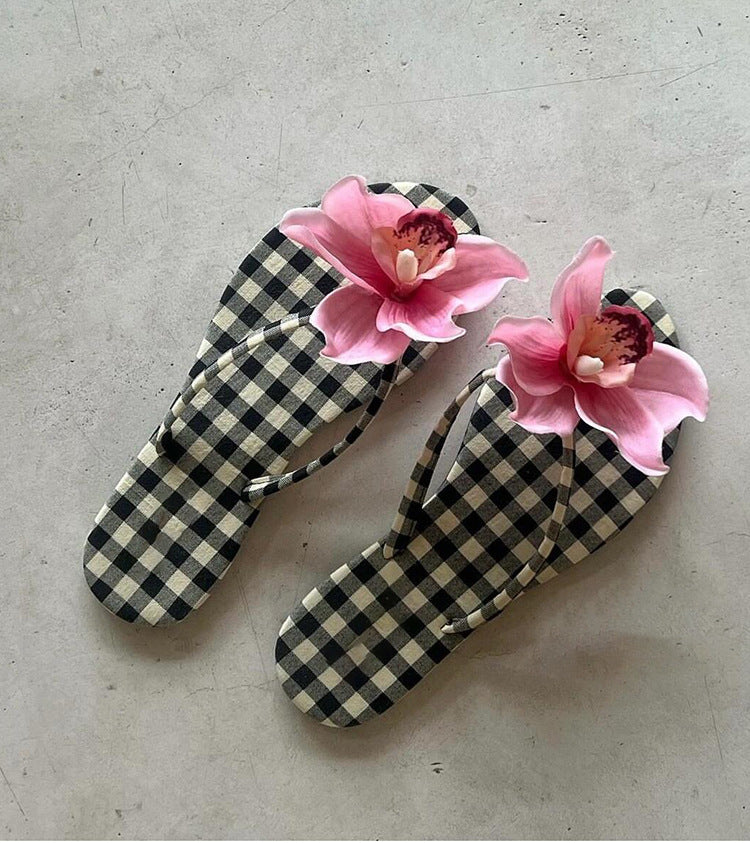 gingham flip flops with flower