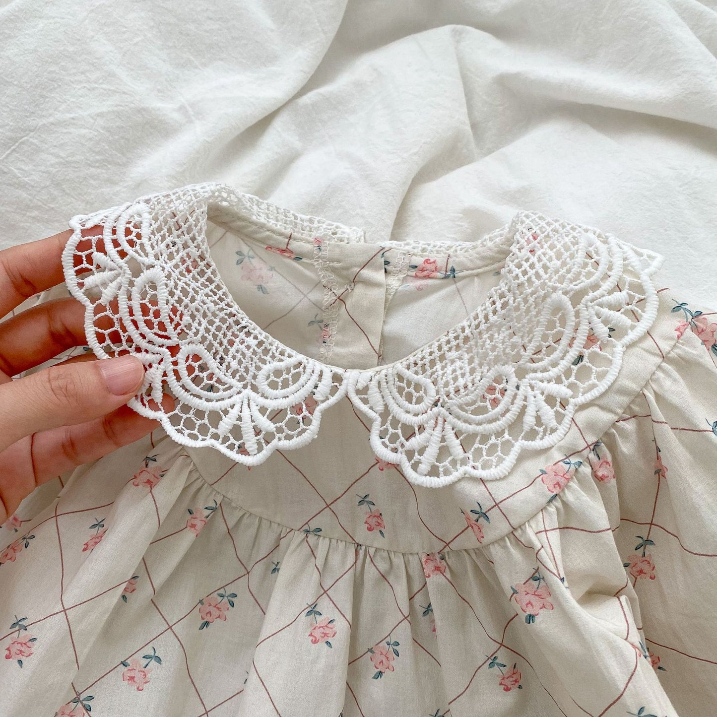 baby long sleeve bubble suit with lace collar