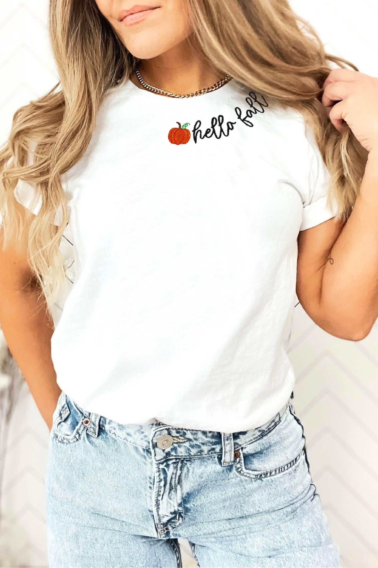 White hello fall Embroidered Pumpkin Hello Casual Round Neck T Shirt