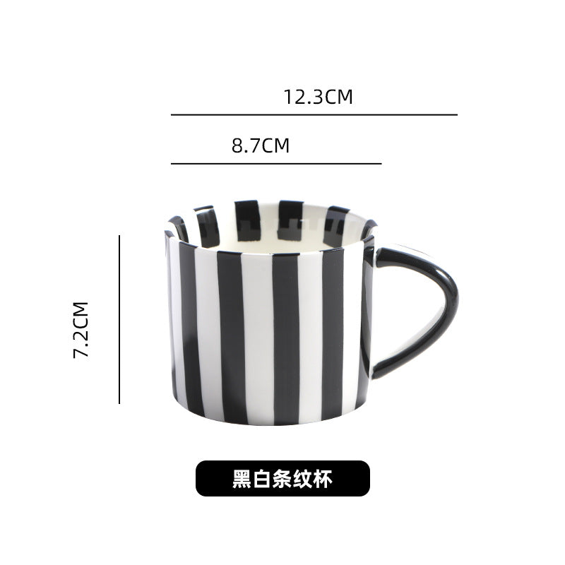 Ceramic coffee cups, plates and saucers sets