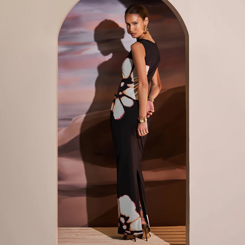 Printed sleeveless dress with cutout
