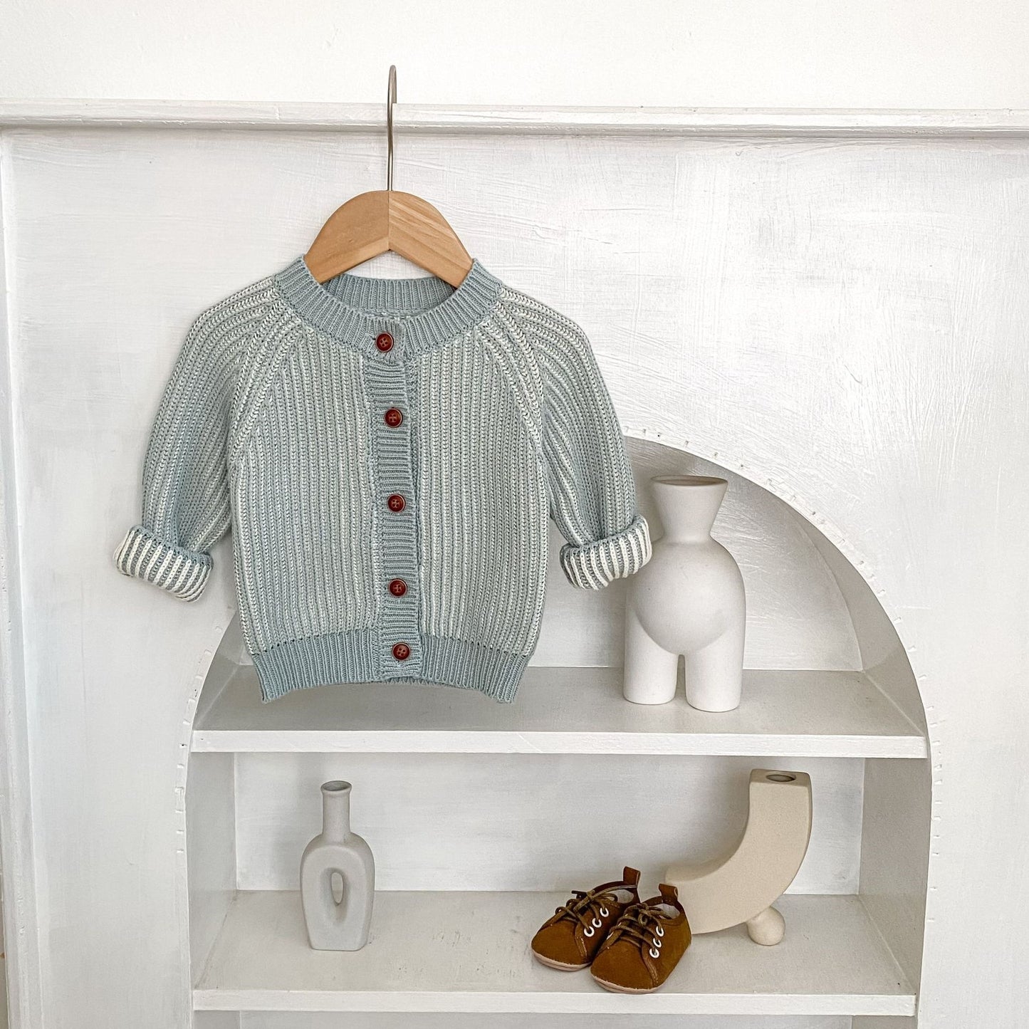 two-color twisted round-neck knitted sweater