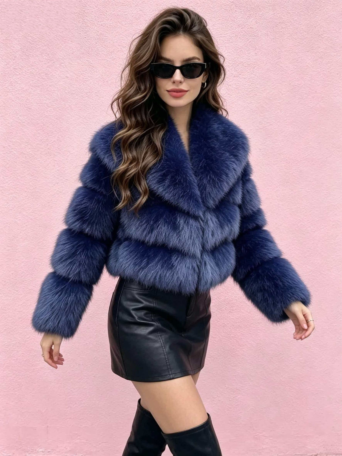 Short women's faux fur coat