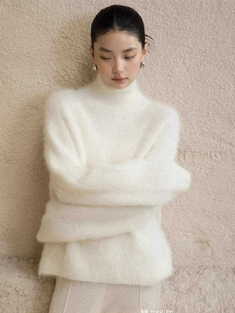 A gentle and soft high-neck sweater