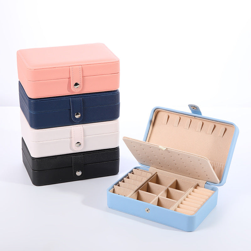 Leather portable jewelry box