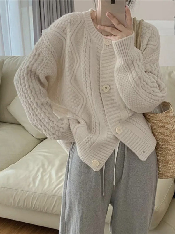 Women's cable knitted cardigan