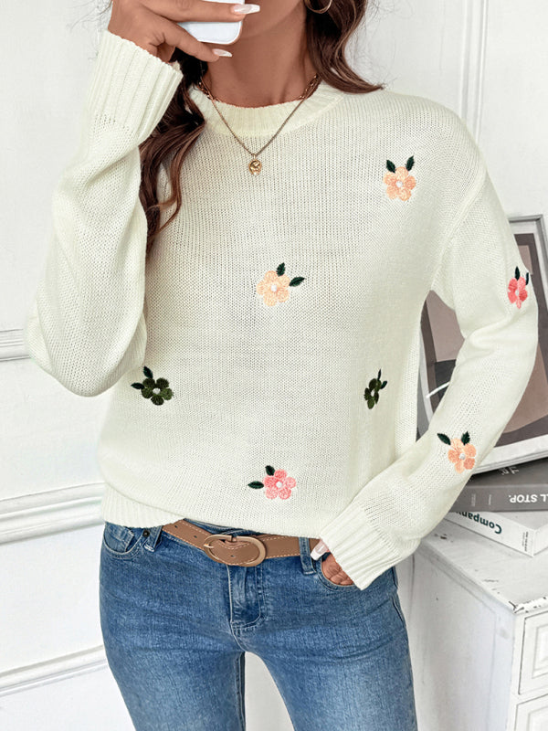 crew neck pullover sweater with embroidered flowers